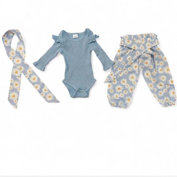 Baby Girl 3-piece Outfit Set - Daisy Print - Picture 2 of 5